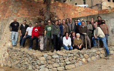 Curs de construcció amb pedra seca