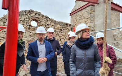 La presidenta de la Diputació de Tarragona visita les obres de l’església de la Mussara