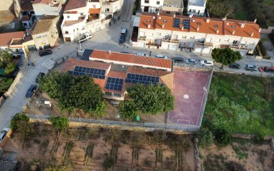 Finalitzada l’obra d’instal·lacions fotovoltaiques d’autoconsum a l’escola Cingle Roig, al Magatzem Municipal i a la Casa de Cultura